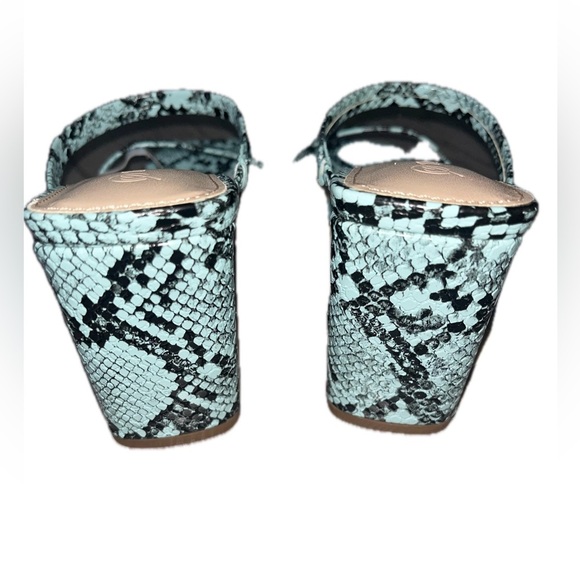 The Drop Avery Teal Snake Sandal Heels, NWT, Size 6 - Picture 4 of 6